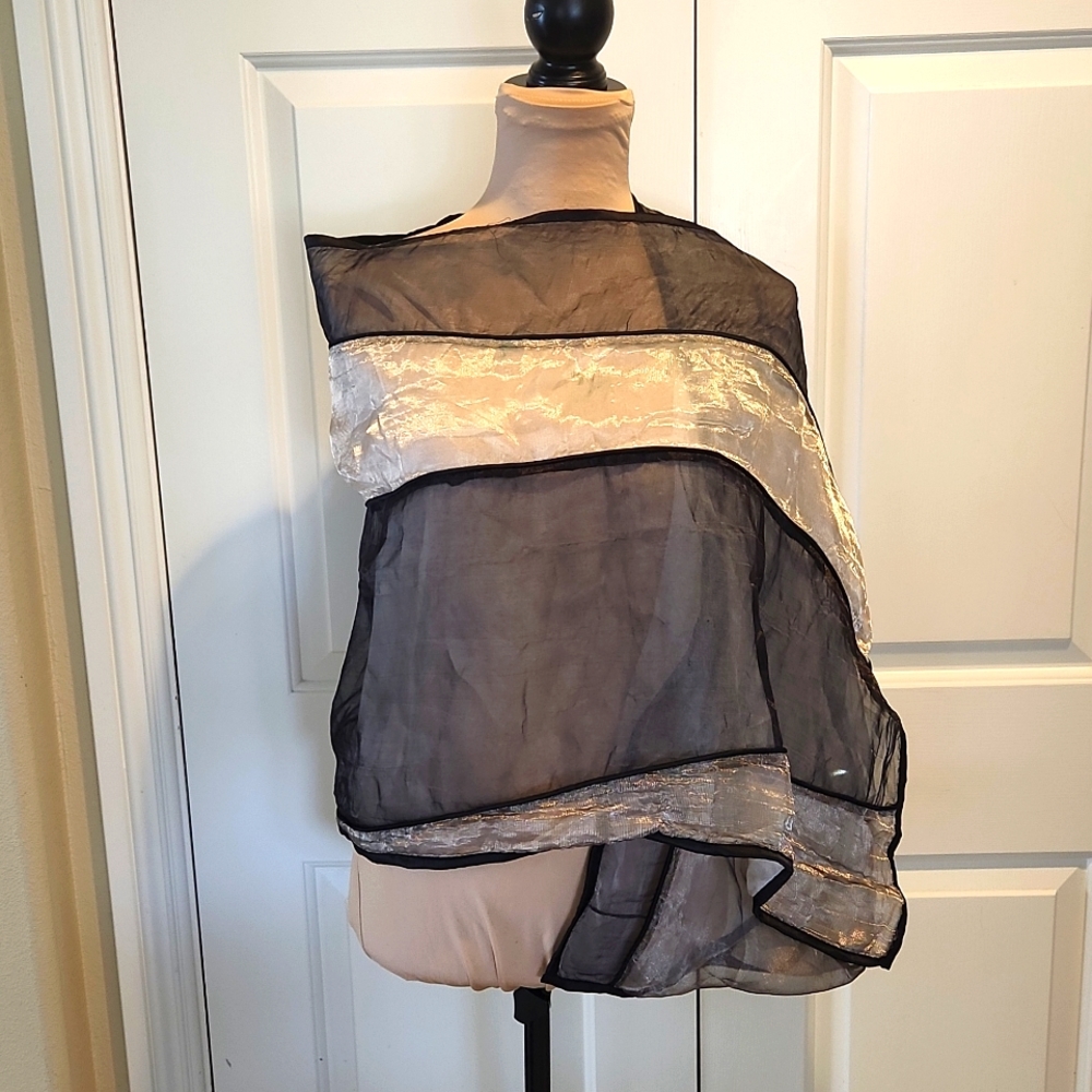 Ellen Tracy classic wrap, metallic and silk